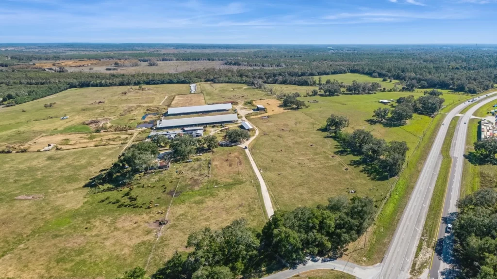 Bird's eye view of Hawthorne, FL showing regions with portable toilet rentals