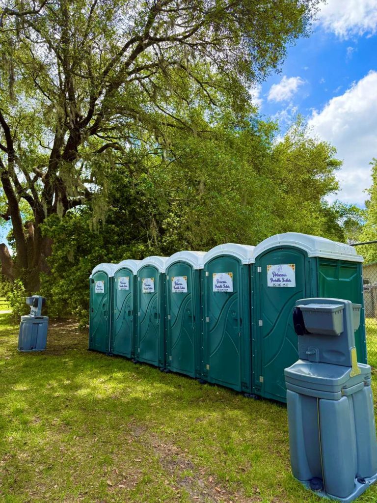 Standard porta potty rentals and handwashing stations for outdoor events in High Springs, FL